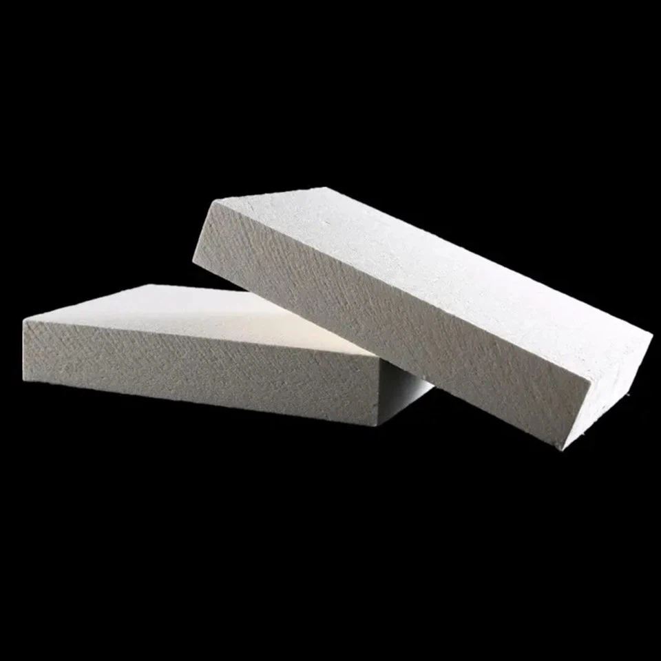 Karaktären och fördelen med oorganisk keramisk fiberskiva